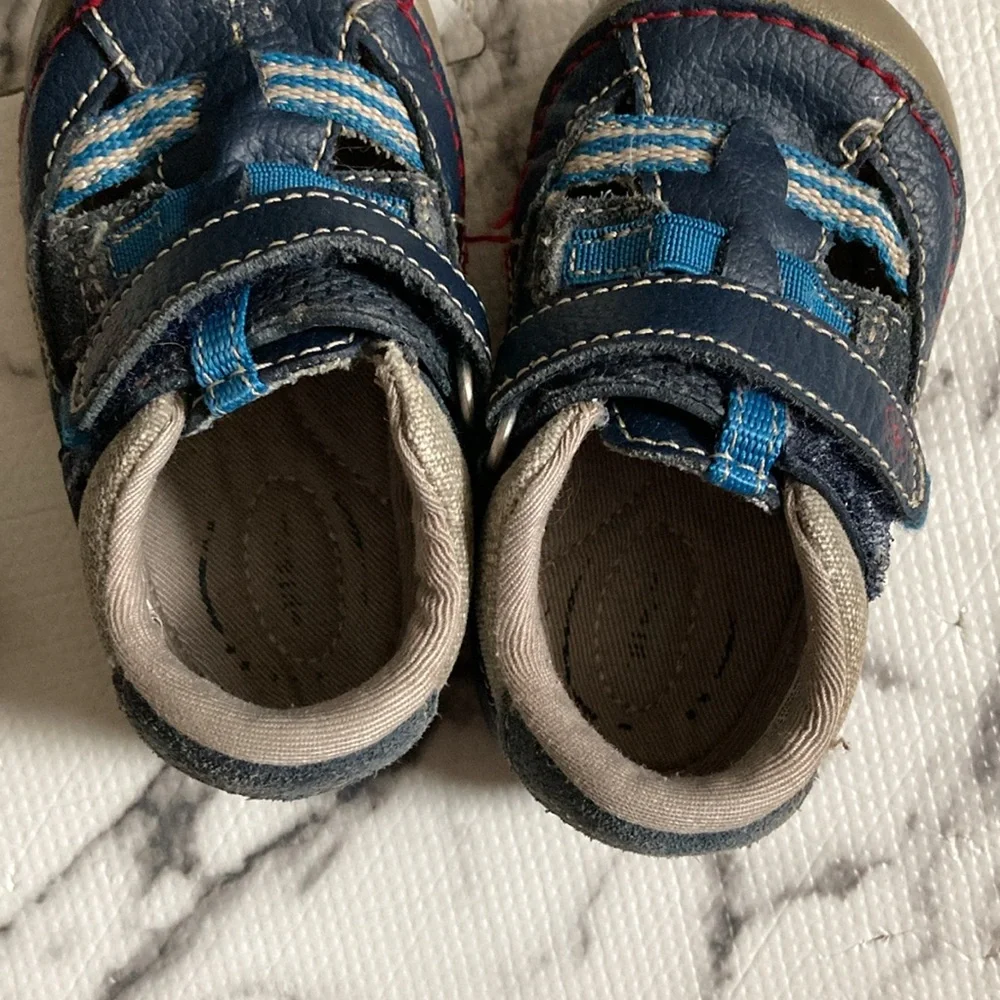 12-18 month boy clothing bundle and shoes (brands are Calvin Klein, Frugi, etc) - Picture 9 of 10